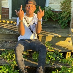 Meet your Posher, Jason